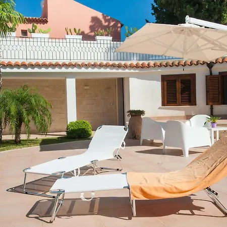Baia Arcile Holiday home *